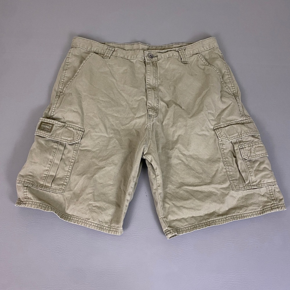 Wrangler Originals Cargo Shorts‎ Men's Size 38 Khaki Tan Cotton Utility Cotton